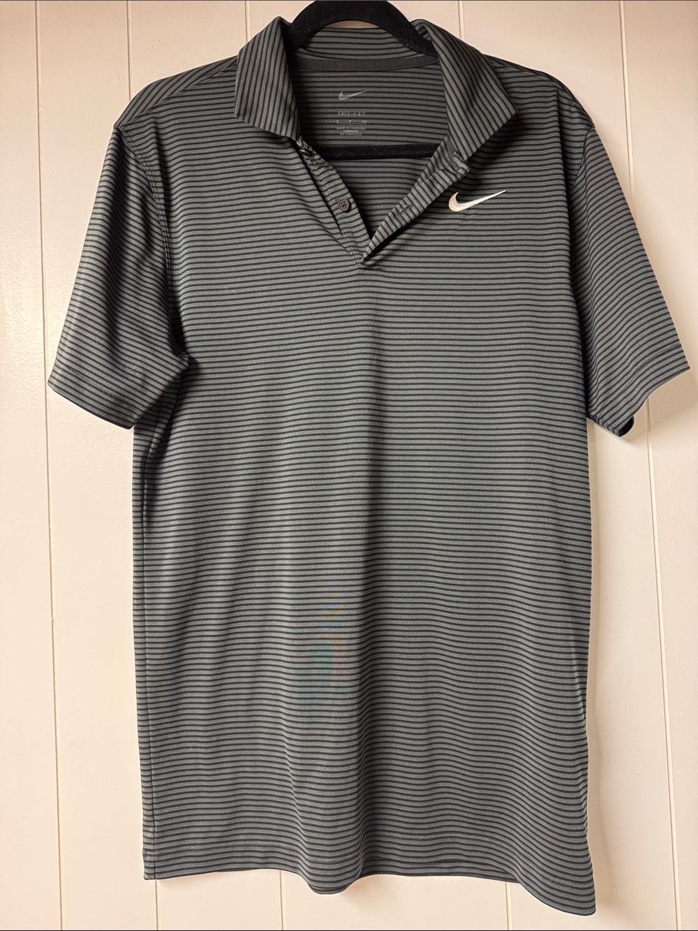 Nike Men’s Gray Striped Polo Shirt